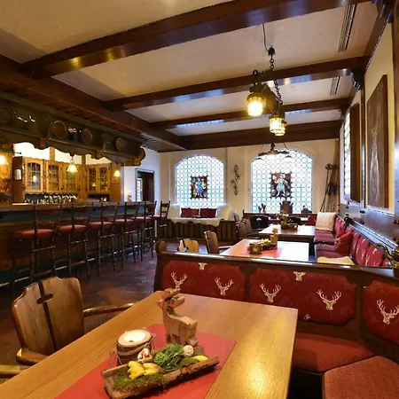 Hotell Kaiserpfalz 3*