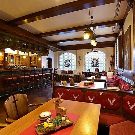 Kaiserpfalz 3* Paderborn