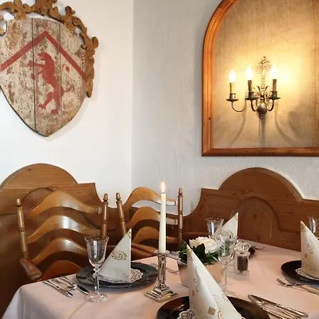 Kaiserpfalz 3* Paderborn