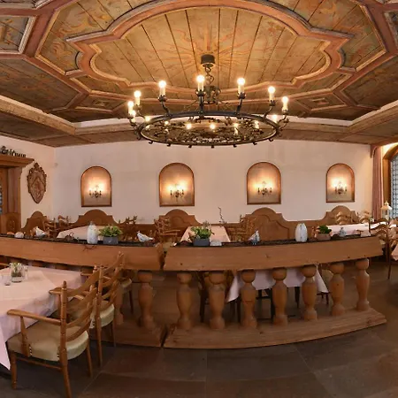 Otel Kaiserpfalz