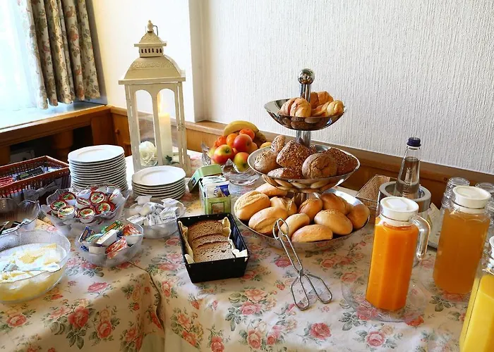 Kaiserpfalz 3* Paderborn