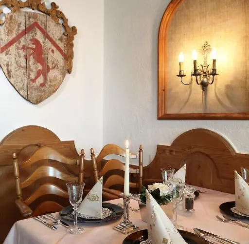 Kaiserpfalz 3* Paderborn